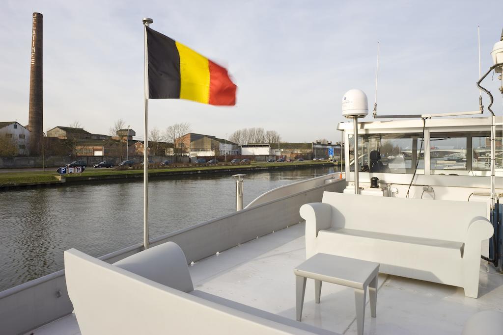 B&B Droomboot Oudenburg Dış mekan fotoğraf