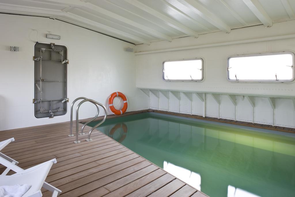 B&B Droomboot Oudenburg Dış mekan fotoğraf
