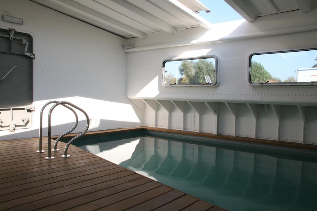 B&B Droomboot Oudenburg Dış mekan fotoğraf
